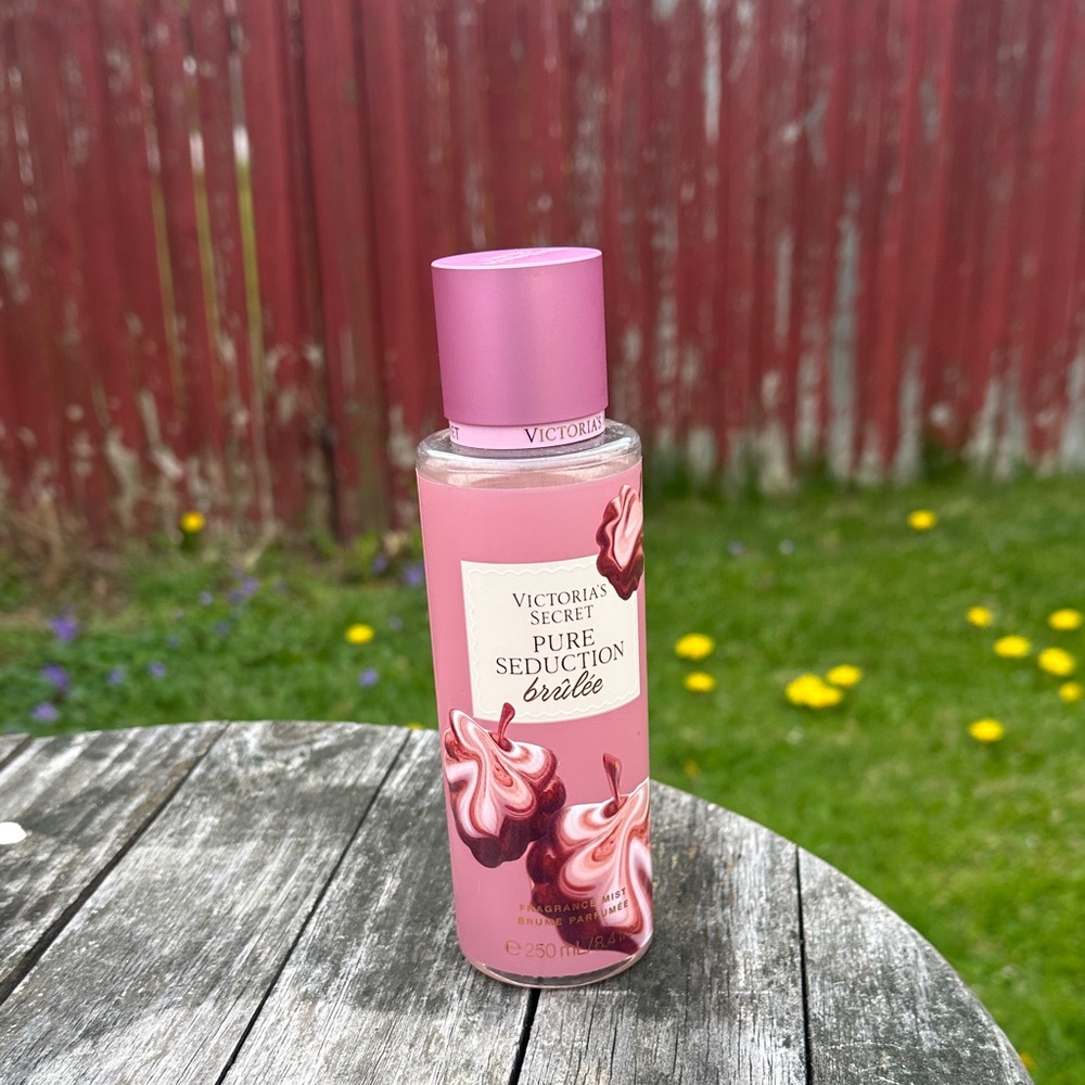 Victoria's Secret Pink Body Mist - Pure Seduction brûlée brand new never used